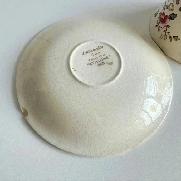 Vintage made in England bone china teacup &  saucer mixed set - Picture 8 of 8